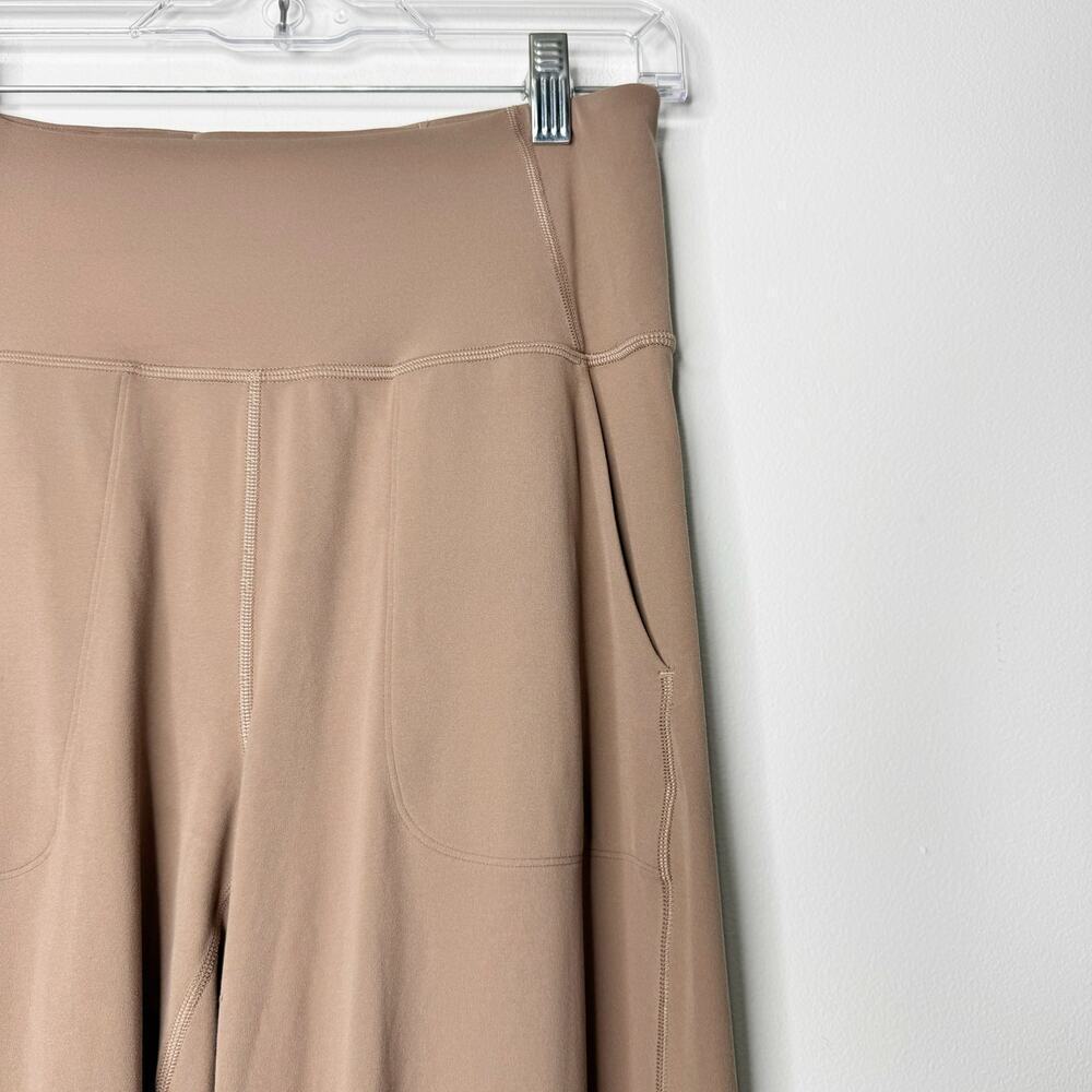 Lululemon Align Wide Leg Super High Rise Crop 23” in Cacao Size 8 - Picture 4 of 9